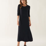 Vestido em Malha Leve com Fenda Lateral