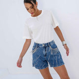 Shorts Jeans com Strass