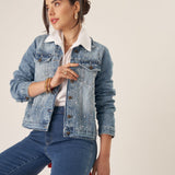 Jaqueta Jeans Tradicional com Pérolas