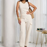 Calça recortes bolso lateral