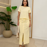 Conjunto blusa e saia