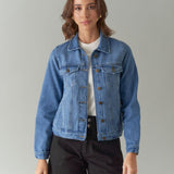 Jaqueta Jeans Tradicional com Recortes e Puídos