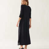 Vestido em Malha Leve com Fenda Lateral